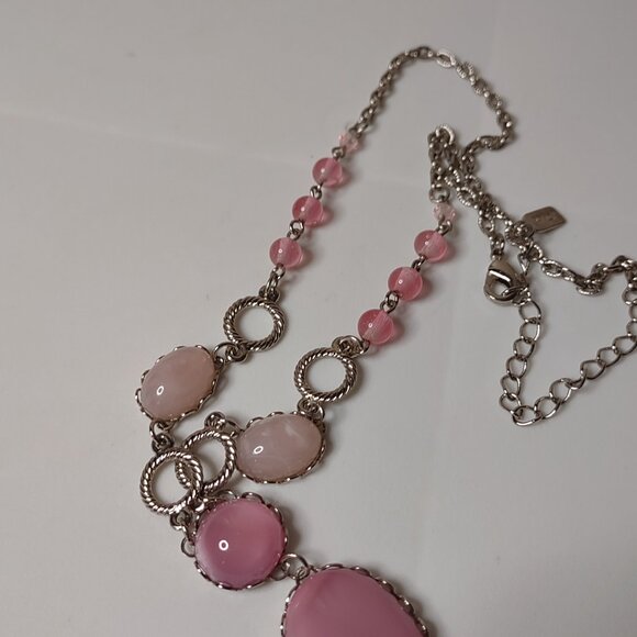 1928 Pink and Silver Necklace - Picture 5 of 10